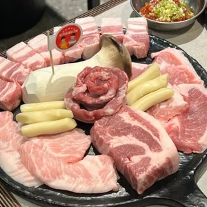 상구네돼지구이 사진