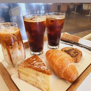 힛더스팟 베이커리 에이트 리뷰 사진