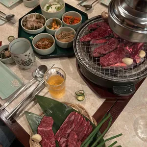 홍홍 사진