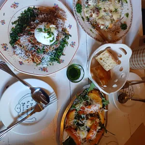 뀌노이 사진