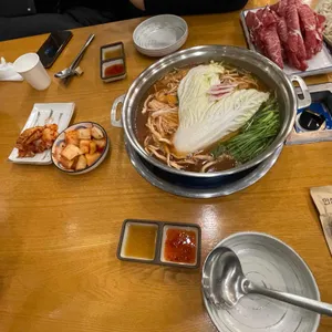 유가네칼국수 사진