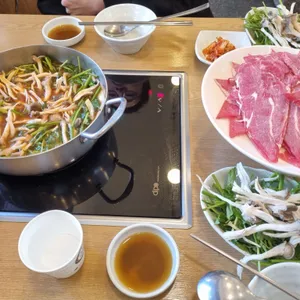 신라 샤브칼국수 사진