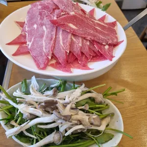 신라 샤브칼국수 사진