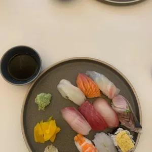 코리 사진