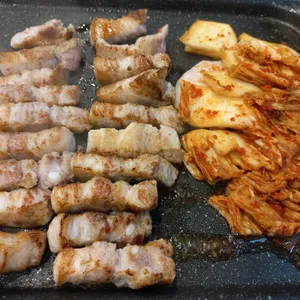 도니랑김치생삼겹 사진
