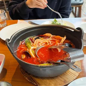 뚜에이오 사진
