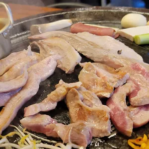 60판왕뚜껑삼겹살 리뷰 사진