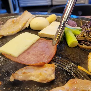 60판왕뚜껑삼겹살 리뷰 사진