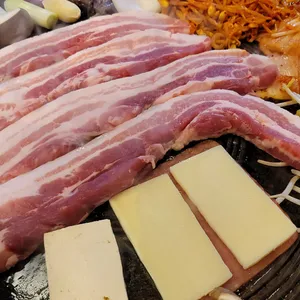 60판왕뚜껑삼겹살 리뷰 사진