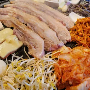 60판왕뚜껑삼겹살 리뷰 사진