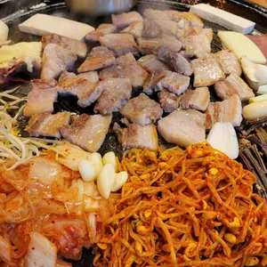 60판왕뚜껑삼겹살 리뷰 사진