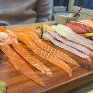 긴꼬리초밥 리뷰 사진