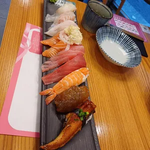 상무초밥 사진