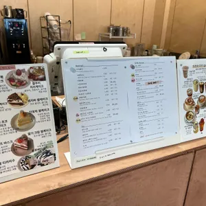 쉬러와 리뷰 사진
