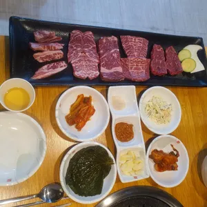 윤지네 고기에 반하다 사진