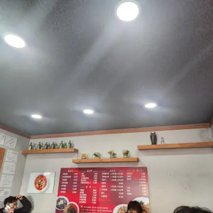 황실해물매운짬뽕짜장 리뷰 사진