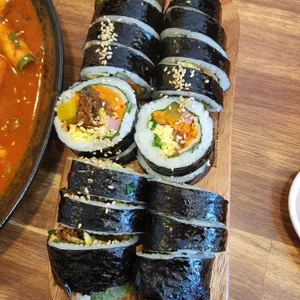 냠냠김밥 사진
