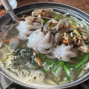 밀터 사진