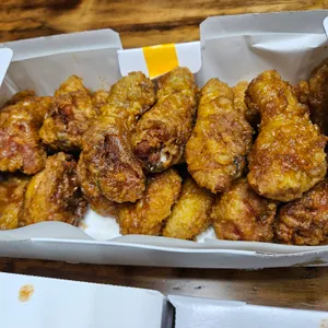 교촌치킨 리뷰 사진