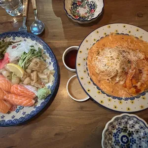 연어롭다 리뷰 사진