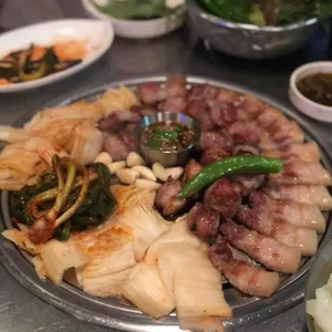 부산댁 사진