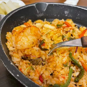 어글리스토브 사진
