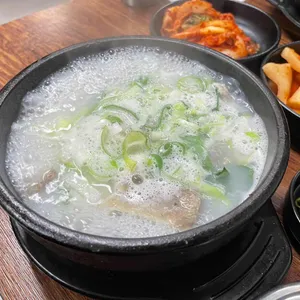 정일품 사진