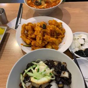 탕옌 사진