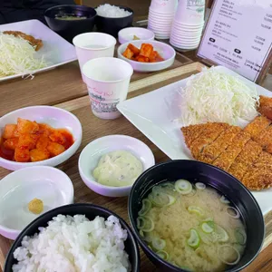 돈키돈가스 사진
