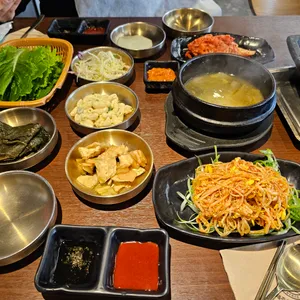 흑돼지해물삼합 리뷰 사진