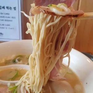 오오모리라멘 사진