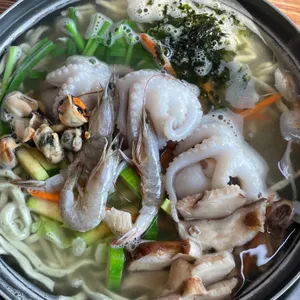 밀터 사진