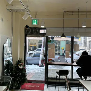 위치스 리뷰 사진