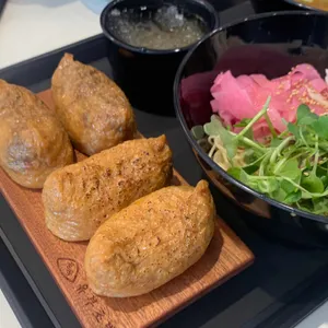 정직유부 사진