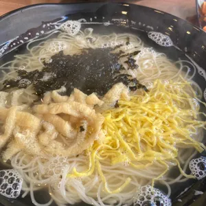 국수잘마는남자 사진