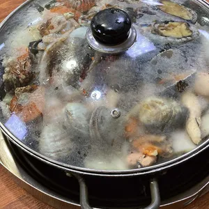 궁중해물탕 사진
