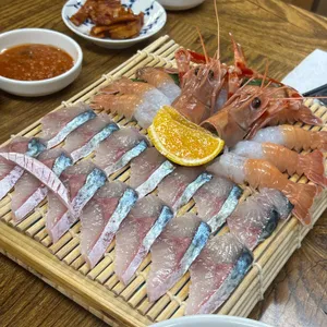 고등어회전문점 우성이네 사진