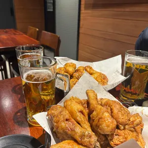 교촌치킨 사진