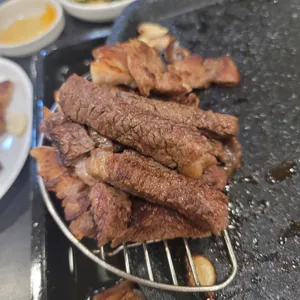 한춘정육점식당 리뷰 사진