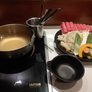 스구식탁 사진