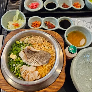 솔솥 사진