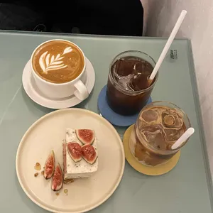 티턴로스터스 사진