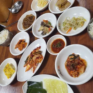 가정백반 사진