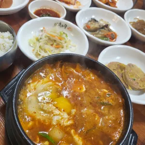 가정백반 사진