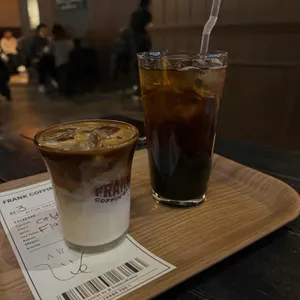 프랭크커핀바 사진