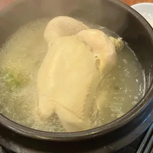 고려조삼계탕 사진