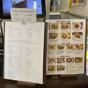 카페이서 리뷰 사진
