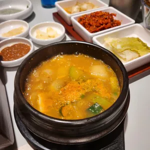 돈보이 사진