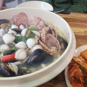 해운대31cm 해물칼국수 사진