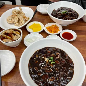 첸차이나 사진